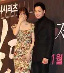  文根英张根硕宋钟基尹恩惠盘点韩国荧幕情侣甜蜜剧照