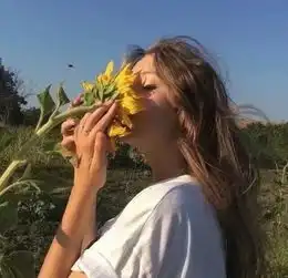  朋友圈超火的扎心句子我要暴富暴瘦,要酷,还有去他的爱情