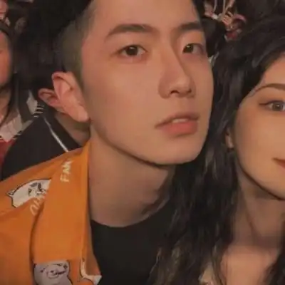  女生允许你的追求,会有这3个表现,男生别不知道