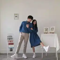  这对韩国情侣晒出的春日穿搭,简直是打开了男女朋友共享衣橱的新技能