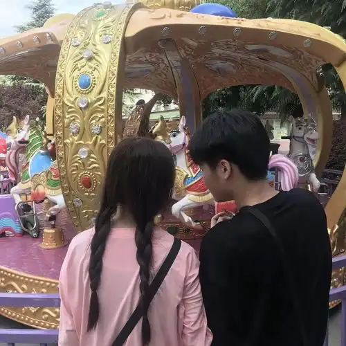  情侣头像真人情侣头像