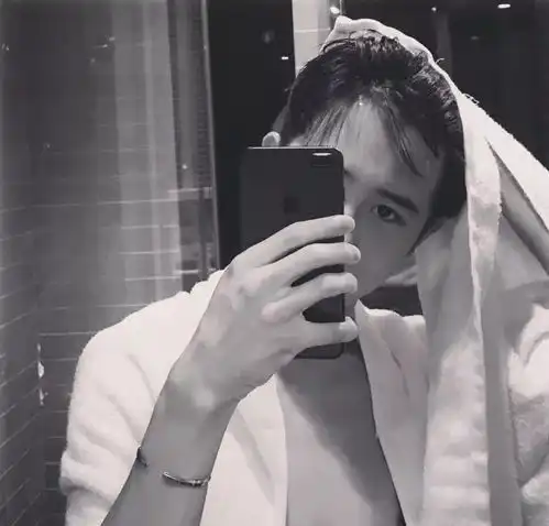  情头八倍镜里我对你一见钟情