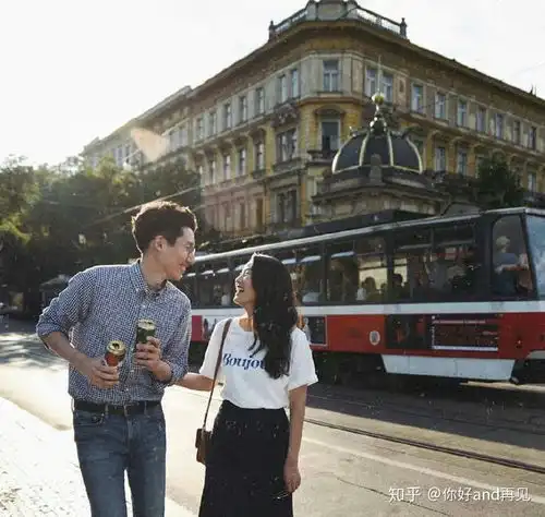  今年的情人节都是异地恋,其实只要和喜欢的人在一起,天天都是情人节