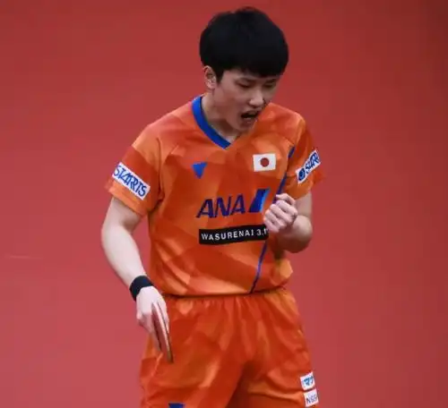  口误张本智和赛后采访忘说日语,意外讲成中文,自己都笑了