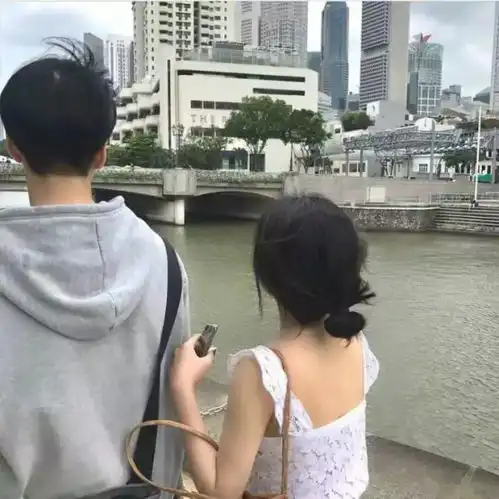  这大概就是男生真正喜欢女生的表现