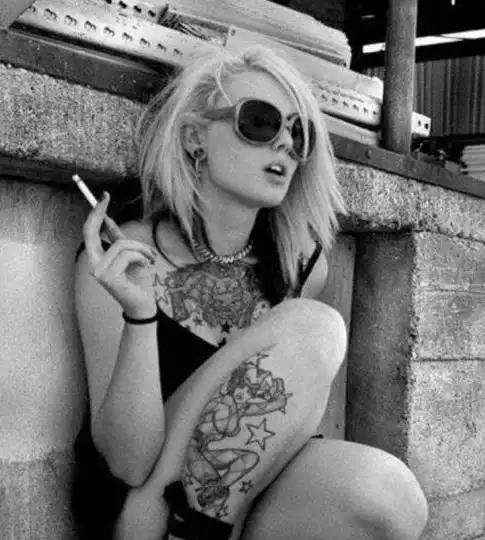  男人不光命苦还命短