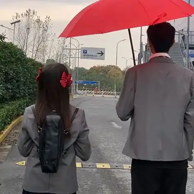  2023最新浪漫温暖真人情侣头像