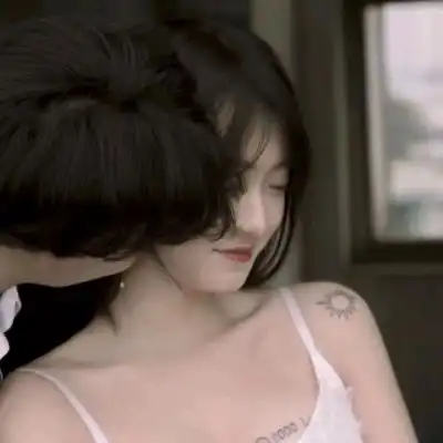  沈言超甜情头每天都在崩溃的边情侣头像我要个性网