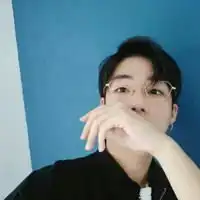  男生头像戴眼镜帅气的图片微信头像图片大全