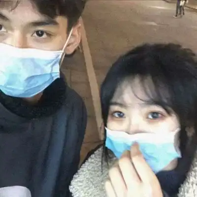  戴口罩情侣头像我看见白日梦的情侣头像我要个性网