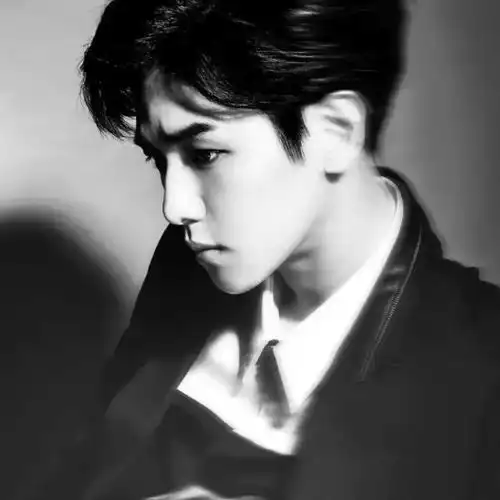  壁纸控15从空降到实力主唱,他是这么证明自己的