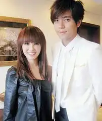  赵薇陈坤何炅李湘林心如苏有朋娱乐圈异性闺蜜亲密超情侣7