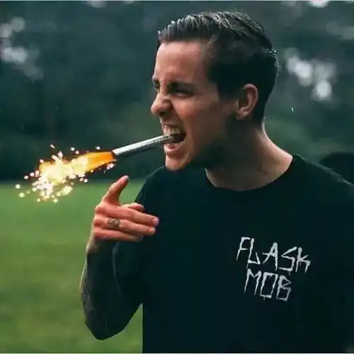  抖音头像你有你的俏新欢,我做我的白日梦