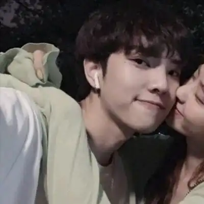  2023幸福浪漫情侣头像