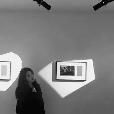  头像宁可去追求虚无也不能无所追求