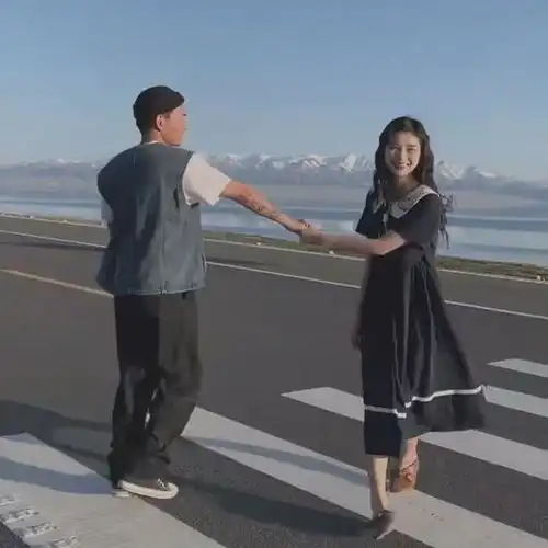  靠我儿子养还要什么尊严,我收入是你儿子3倍,是我养你儿子