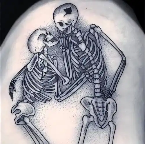  2800年前,一对情侣相拥而亡,留下永恒之吻让人泪目