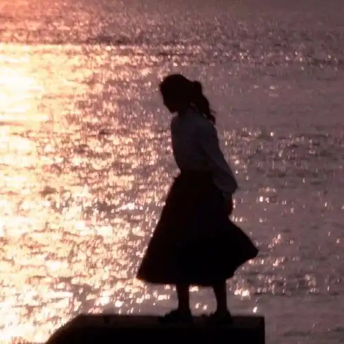  有没有日落的温柔文案