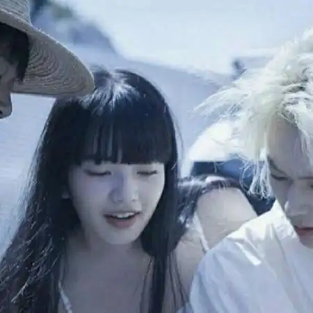  复古情侣头像港风,这种复古色还是有喜欢的