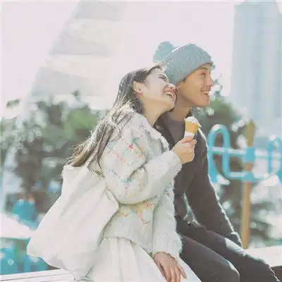  超酷潮流欧美情侣头像你的一言一语铭记在心里