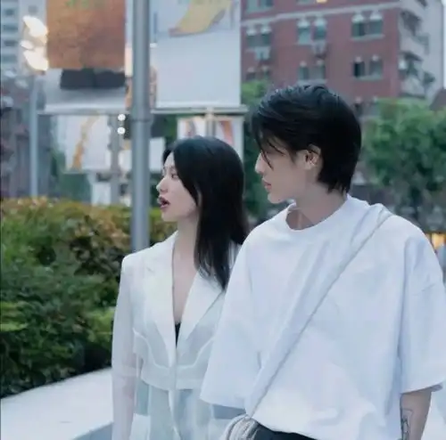 情侣头像情侣头像动漫一男一女0608期