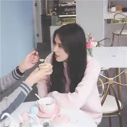  唯美有意境2018情侣头像大全爱不是占有而是征服一颗心