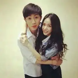  新生代情侣图片愿你在薄情的世界里深情的活着2