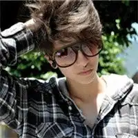  帮找一下情侣头像啊