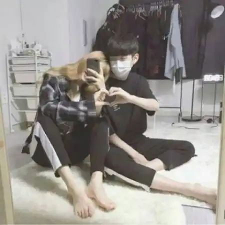  好看的个性情侣头像大全,活得快乐才是我们要的