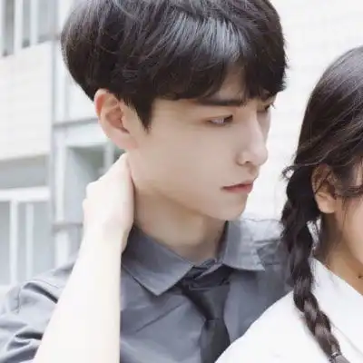  2020最火情侣头像双人曾经我以为是梦