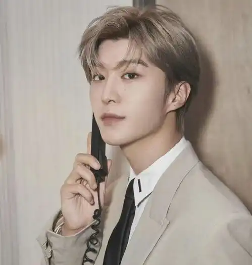  gq压轴官宣杨幂全阵容官宣好多明星,网友爱豆含量好多