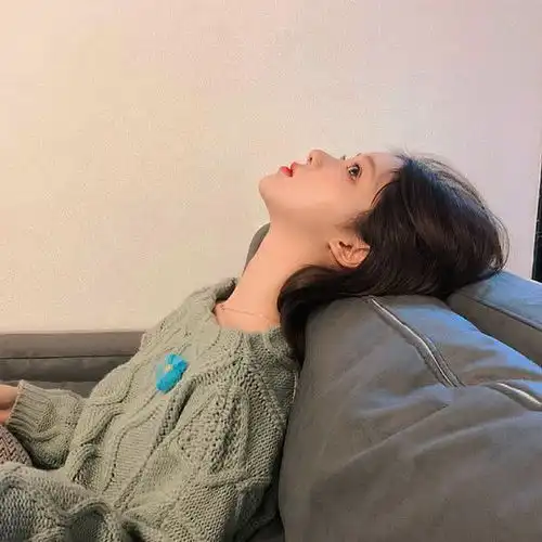  女票特别爱吃醋咋办男生若能做到这3点,给足她安全感