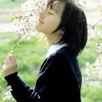  微笑头像女生微笑图片,微笑动漫图片