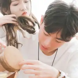  潮流情侣头像一对两张唯美恩爱甜蜜秀恩爱情侣头像一男一女