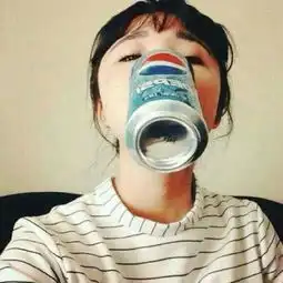  有没有谁有这个头像的另外一半,有的话请发出来,谢谢