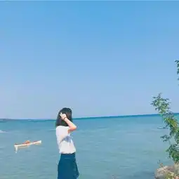  唯美文艺女青年诗情画意的女生