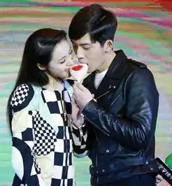  情人节井柏然携倪妮逛街自爆不喜欢郑爽