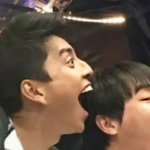  三人友谊搞笑头像