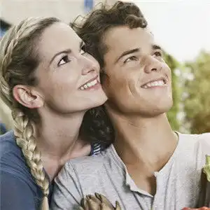  刻意搭的情头熊掌号粉色亦瑶丫w找的抬头仰望天空的情侣图片