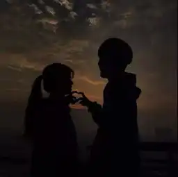  情侣头像一半是春夏,一半是秋冬,土味套路情话你想知道么