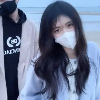  情侣公开时一人一句的个性签名