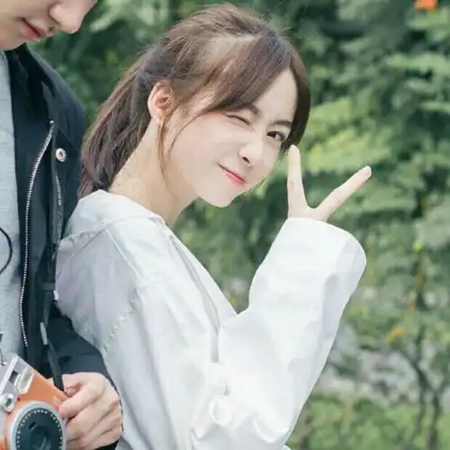  即使做不成你的情人,我依然爱你