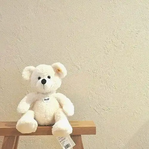 男友是中学老师,总担心他和女学生越界