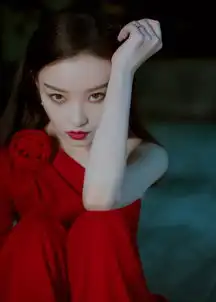  倪妮红色裤装御姐范十足回眸对镜眼神杀气场全开