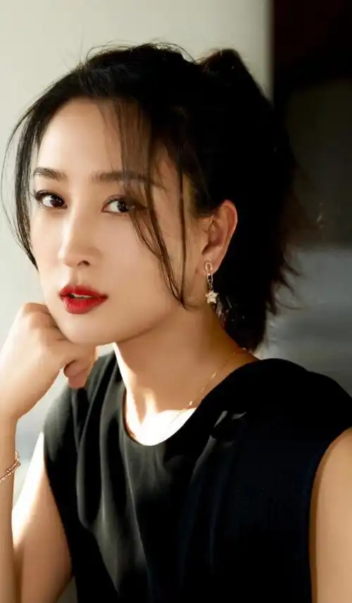 美女图集第15期马苏