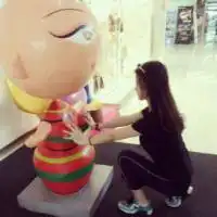  小黄人头像情侣你身边的人曾经是我.曾一起牵手看过日落.