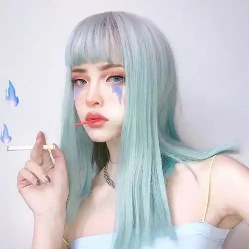  50张女生头像丨生活不易,猪猪叹气