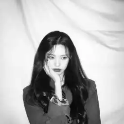  女生头像,酷酷的黑白头像