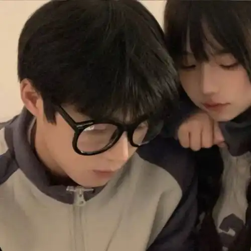  老婆该换情侣头像啦