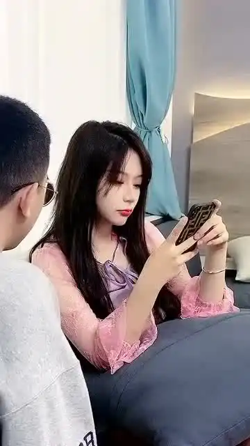  不要跟女朋友吵架,因为你认真了的时候就输了情侣日常搞笑